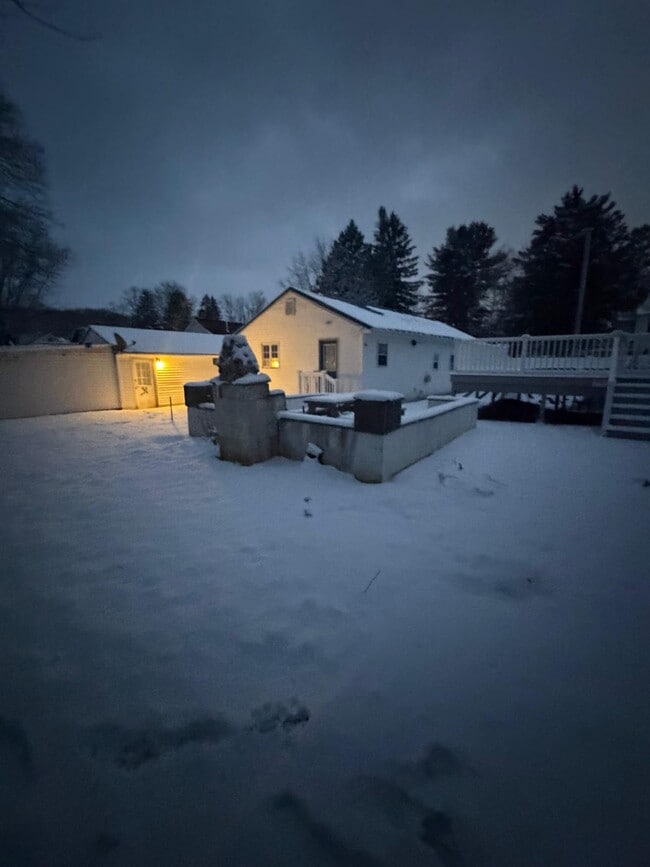 325 Richfield St in Troy, NY - Building Photo - Building Photo