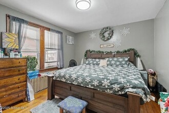 301 S Main St in Gloversville, NY - Foto de edificio - Building Photo