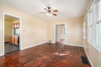 3929 Lincoln Way W in South Bend, IN - Building Photo - Building Photo