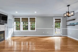 15 Nicholas Dr in Amesbury, MA - Building Photo - Building Photo