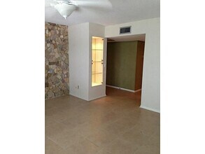 10762 La Placida Dr in Coral Springs, FL - Building Photo - Building Photo