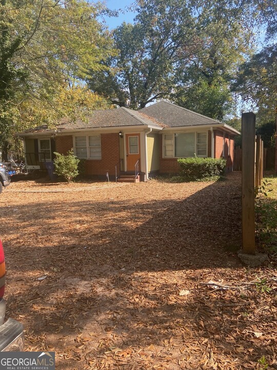 896 Winfield Ave SE in Atlanta, GA - Building Photo