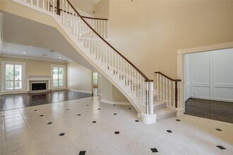 1919 Hollow Wind Dr in Katy, TX - Foto de edificio - Building Photo