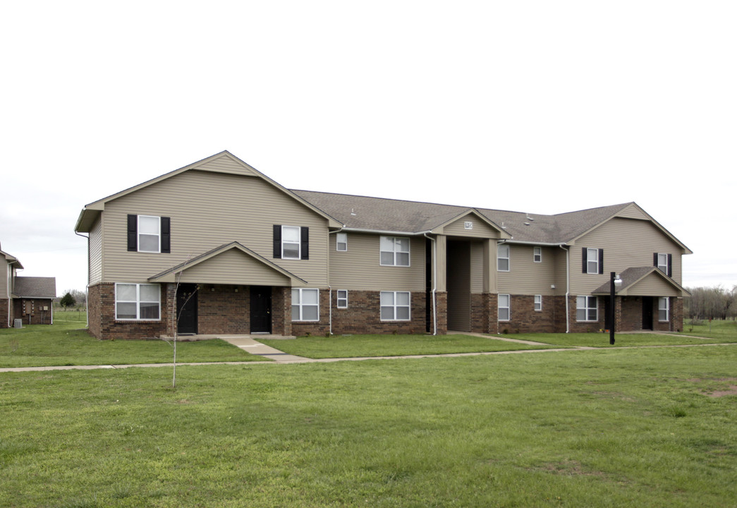 Chouteau Terrace Apartments in Chouteau, OK - Building Photo