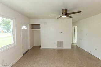 21043 Bersell Ave, Unit 1 in Port Charlotte, FL - Building Photo - Building Photo