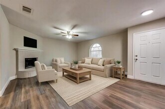 548 Asbury Dr in Saginaw, TX - Building Photo - Building Photo