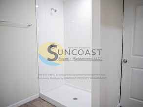 11473 Oakfield Ct, Unit 101 in Jacksonville, FL - Building Photo - Building Photo
