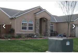 1527 Orange St in Lemoore, CA - Building Photo