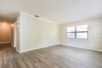 6806 Lyman Ave in Tampa, FL - Building Photo - Building Photo