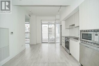 18-718 Maitland Terrace in Toronto, ON - Building Photo - Building Photo