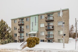 1345 De La Concorde Boul O in Laval, QC - Building Photo