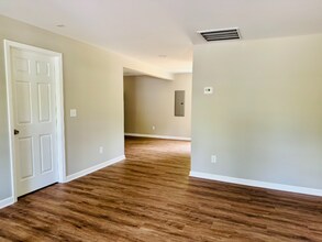 9115 Wilson Blvd in Columbia, SC - Building Photo - Building Photo