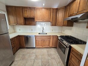 1449 Martin Luther King Jr Way, Unit 1449 in Berkeley, CA - Building Photo - Building Photo