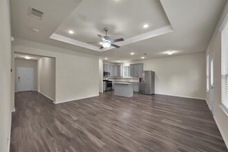 4202 Amber Ruse Dr in Panorama Village, TX - Building Photo - Building Photo