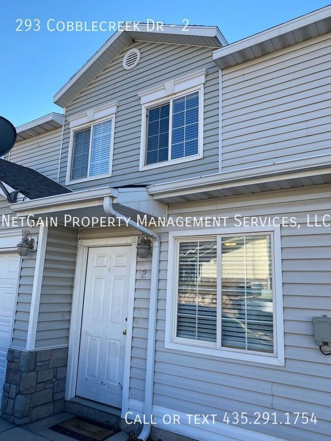 property at 293 E Cobblecreek Dr