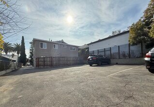 4807 Converse St in Los Angeles, CA - Foto de edificio - Building Photo