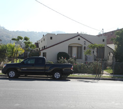 5106 Echo St in Los Angeles, CA - Foto de edificio - Building Photo