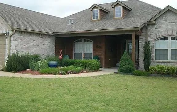 property at 1996 Graham Pl