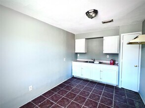 6802 Sayers St in Houston, TX - Building Photo - Building Photo