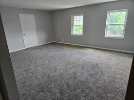 1997 Walton Nicholson Rd in Independence, KY - Building Photo