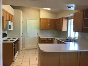 3166 Palo Verde Blvd N in Lake Havasu City, AZ - Building Photo - Building Photo