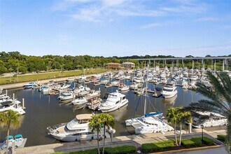 102 Yacht Harbor Dr, Unit 567 in Palm Coast, FL - Building Photo - Building Photo