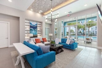 Aqua Palm Bay in Palm Bay, FL - Foto de edificio - Building Photo