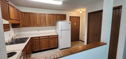 Cardinal Ridge Apartments 62+ in Belle Plaine, MN - Foto de edificio - Building Photo