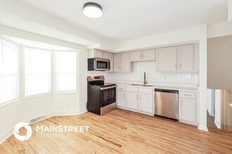 6901 E 140th Terrace in Grandview, MO - Building Photo - Building Photo