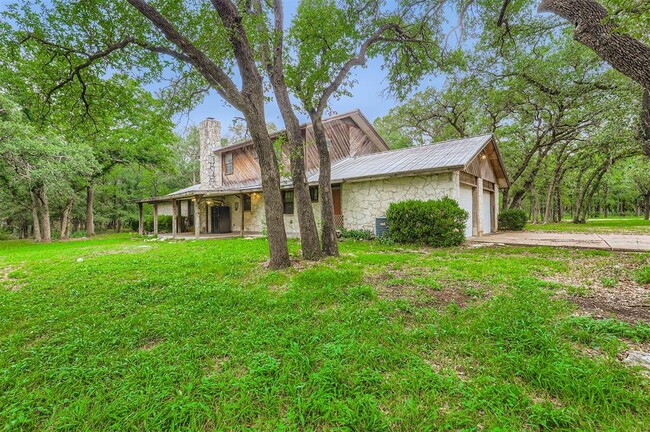 property at 2009 Crosscreek Trail
