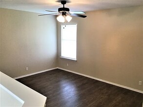 105 Paige Bend in Hutto, TX - Building Photo - Building Photo