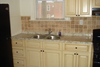 733 E Chestnut St in Lancaster, PA - Foto de edificio - Building Photo