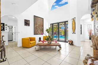 5040 SW 159th Ave in Miami, FL - Building Photo - Building Photo