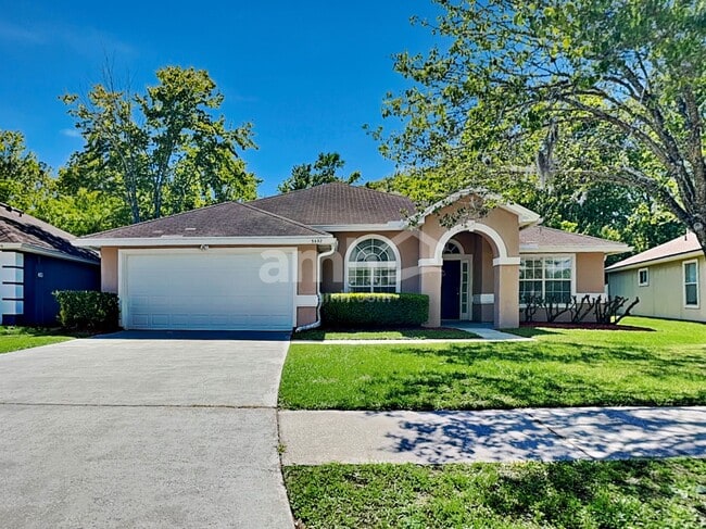 property at 5682 Shady Pine St S