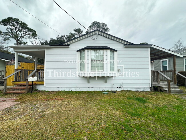 property at 1178 Murray Dr