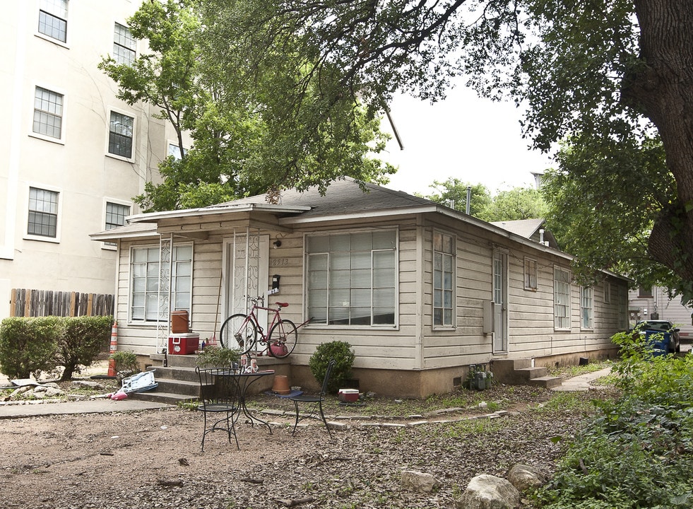 2513 San Gabriel in Austin, TX - Building Photo