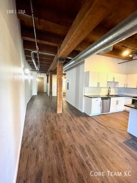 property at 204 Walnut St