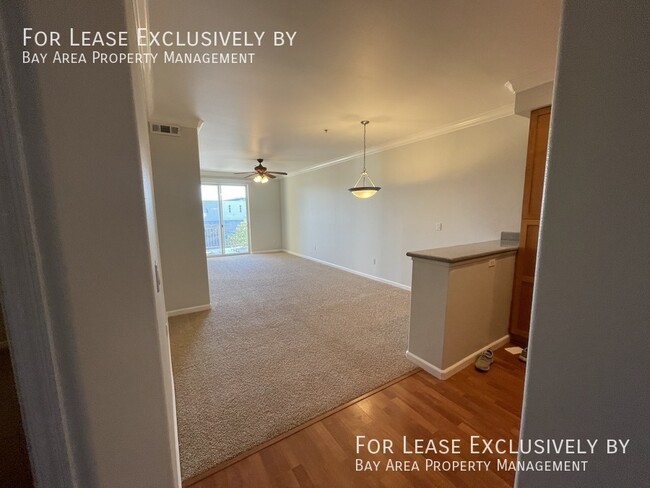 2330 University Ave in East Palo Alto, CA - Building Photo - Building Photo