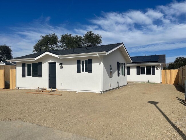 216 Trevino Dr in Nipomo, CA - Building Photo - Building Photo