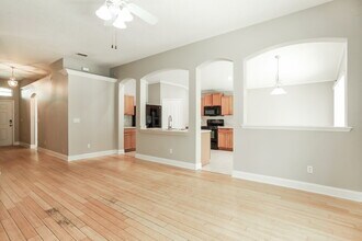 3379 Highland Mill Ln in Orange Park, FL - Foto de edificio - Building Photo