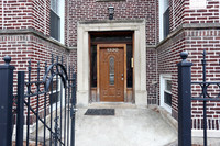 1330 W Argyle in Chicago, IL - Building Photo - Building Photo