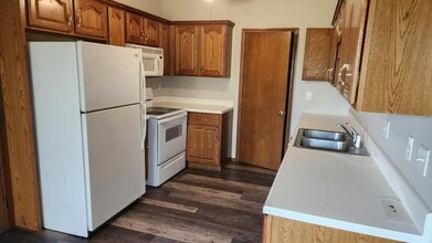 1811 Miller Dr in Branson, MO - Building Photo - Building Photo