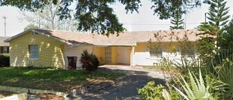 4963 Cedar Bay St in Orlando, FL - Building Photo