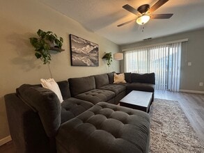 2300 Dickerson Rd in Reno, NV - Building Photo - Building Photo