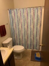 2326 Golf Rd in Eau Claire, WI - Foto de edificio - Building Photo