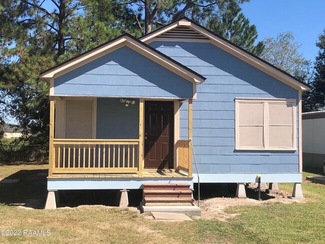 property at 3105 W Willow St