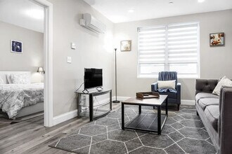 140 Pearl St, Unit SI ID1470152P in Chelsea, MA - Building Photo - Building Photo