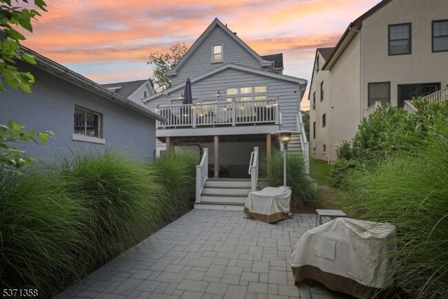 82 Elmwood Rd in Verona, NJ - Building Photo - Building Photo