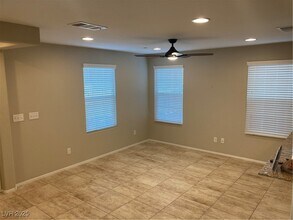 675 Swift Eagle Ave in Henderson, NV - Building Photo - Building Photo