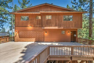 638 N Martin Dr in Zephyr Cove, NV - Building Photo